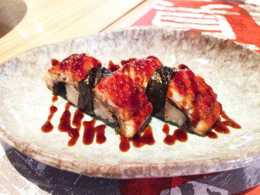 Unagi suşi, yılan balığı pirinç balık.