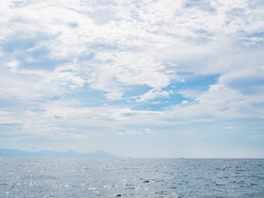 Deniz plaj üzerinde renkli şafak