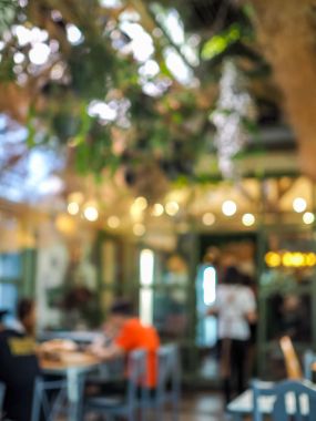 Bahçe Cafe dikey boy bulanık