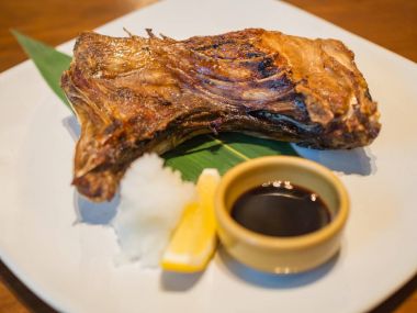 Sarıkuyruk yaka balık Hamachi Kama Japon gıda