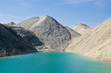 terk edilmiş bir maden parçası