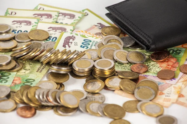 # Paralar ve paralar... # #... umutsuzluklar... #