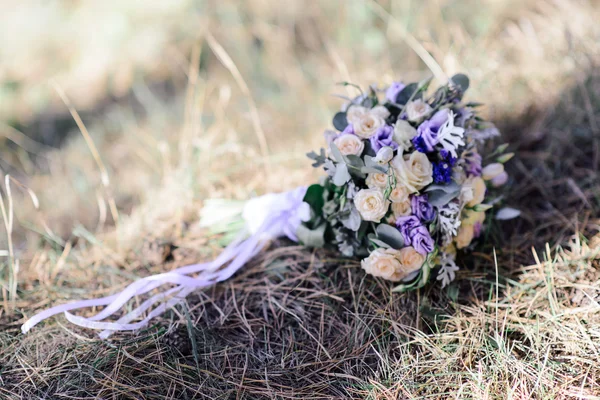 Mooi bruiloft boeket voor de bruid — Stockfoto