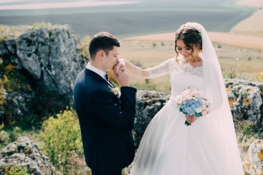 Güzel gelin çift birlikte vakit