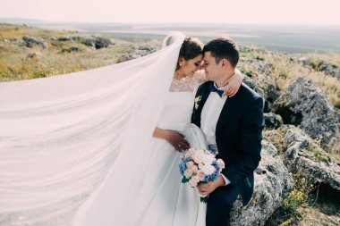 Güzel gelin çift birlikte vakit