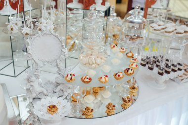 Düğün günü açık büfe tablo