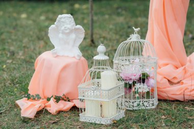 Düğün için hazırlık. Düğün pembe bir tarzda. Dekor düğün.