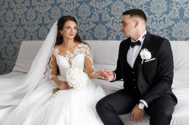 Gelin ve damadın ilk buluşması..