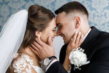 Gelin ve damadın ilk buluşması..