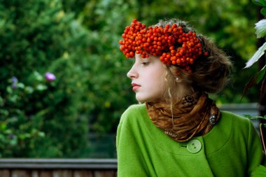 girl with a wreath on the head of rowan clipart