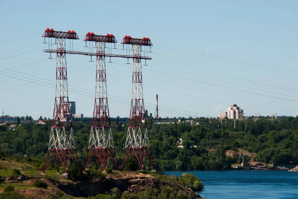 Tři elektrické podporuje — Stock fotografie