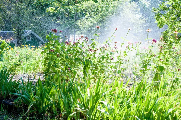 Yapay çiçek sulama