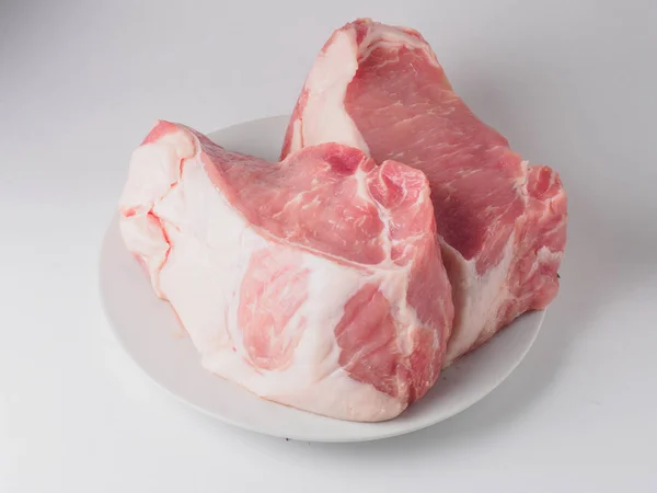 Carne de cerdo carbonatada en el plato — Foto de Stock