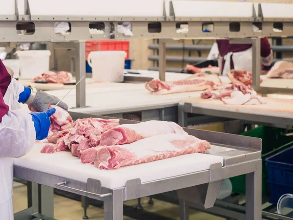 Uppdelning av pig carcass — Stockfoto