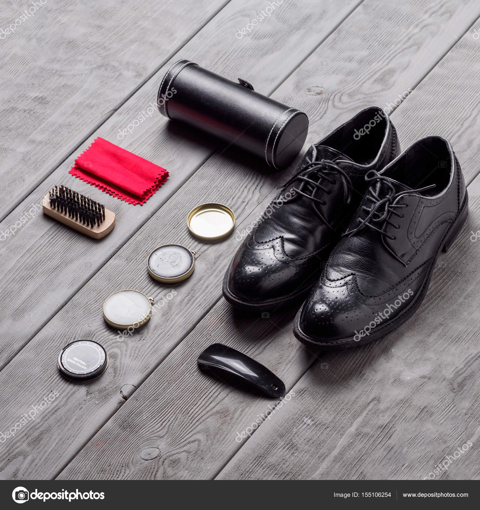 shoe polish set