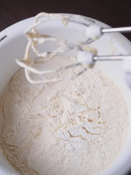 Planetary mixer cooking dough