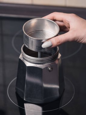 Gayzer kahve makinesi