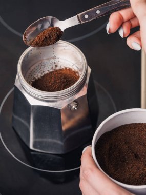 Gayzer kahve makinesi