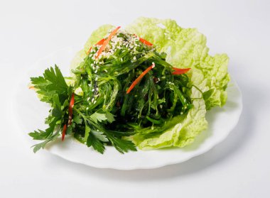 Chuka yeşil limon ve yeşillikleri salatası