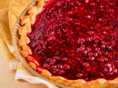 Tablo peçeteye Berry tatlı yuvarlak pasta