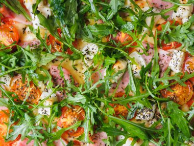 Kiraz jambon peynir yeşillik ile pizza makro doku arka plan