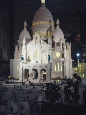 Paris, Fransa - 19 Ocak: Minyatür Sacre Coeur Bazilikası. Basilica Sacred Heart