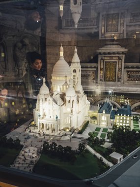 Paris, Fransa - 19 Ocak: Minyatür Sacre Coeur Bazilikası. Basilica Sacred Heart