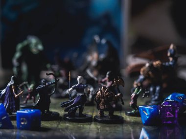 Zindan içinde masa oyunu ejderha ile minyatür ile rol