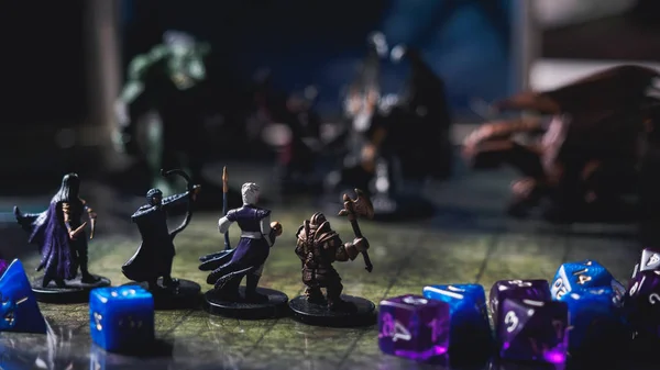 Role play board game with miniatures with dragon in dungeons — Stock Photo, Image