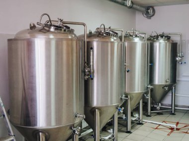Bira fabrikası alkol üretimi. Modern konteynır teknolojisi