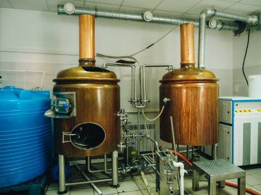 Bira fabrikası alkol üretimi. Modern konteynır teknolojisi