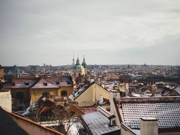 Červené Střechy Starého Středověkého Města Praze Winter — Stock fotografie