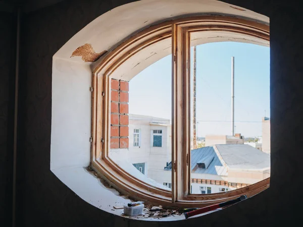 Old White Wooden Window Restoration Renovation Recovery — Stock Photo, Image