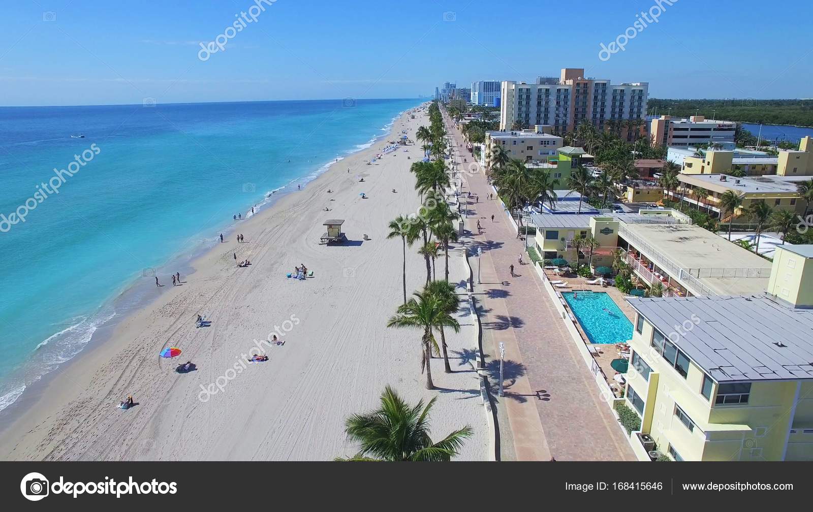 Amazing Hollywood beach, Miami — Stock Photo © beloded.m.a ...