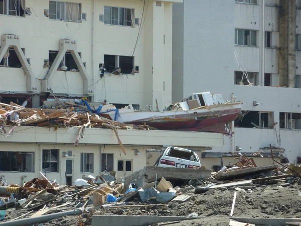 Los efectos del tsunami en Japón. Desastre ocurrido en Japón en 2011 —  Fotos de Stock