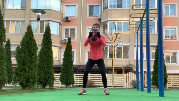 Young Fit Woman Doing Sports Training Working Out Morning — стоковое видео