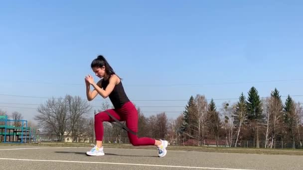 Woman Sports Training Working Out Outdoor Morning Strong Sporty Woman — Stock Video