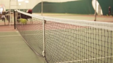 Tenis topu mahkeme net hits