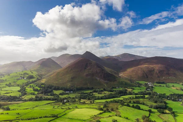 Panoramiczny widok na dolinę Kenswick's w Lake District, Wielka Brytania — Zdjęcie stockowe