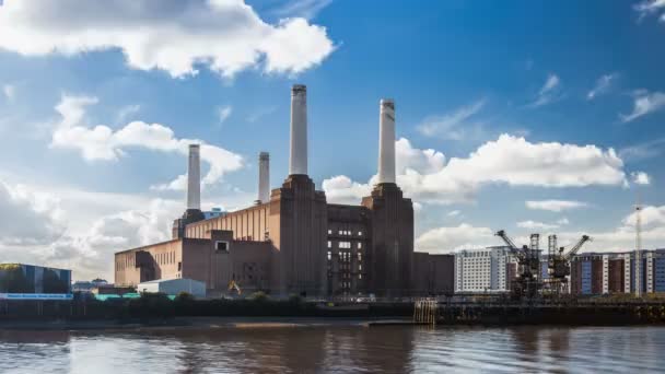 Upływ czasu elektrowni Battersea, Londyn, Wielka Brytania. Listopada, 2012. — Wideo stockowe