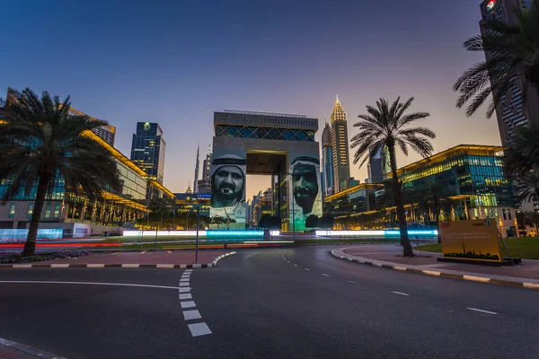 The Gate building at the Dubai International Financial Centre. Dubai, UAE. — Stock Photo, Image