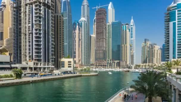 Malerischer Blick auf Dubais Yachthafen in Uae — Stockvideo