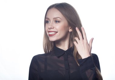 kadın iç çamaşırı kırmızı zemin üzerine