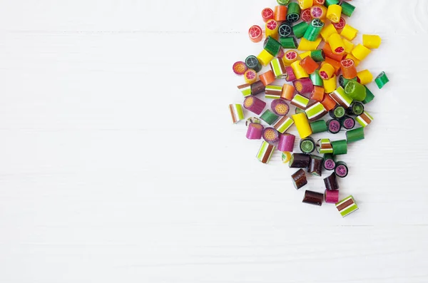 Coloridas Piruletas Bastones Caramelo Dulces Caramelos Mezclan Sobre Fondo Madera —  Fotos de Stock