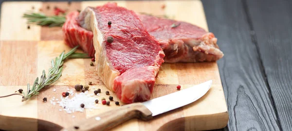 Raw Ribeye Beef Steak Cooking Ingredients Top View Copy Space — Stock Photo, Image