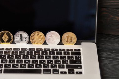 Dizüstü bilgisayarda Bitcoin