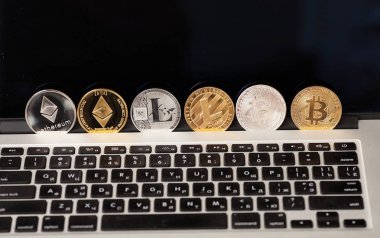 cryptocurrency paralar - Litecoin, Bitcoin, Ethereum