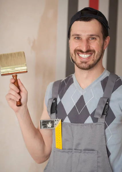 Smiling Pintor Trabajador Hombre — Foto de Stock