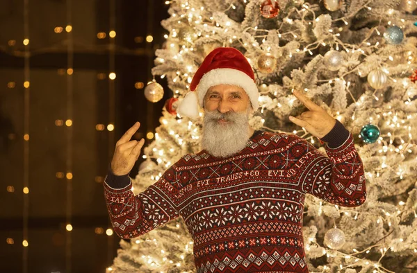 Portrét Šťastného Santa Clause Doma Vánočního Stromečku — Stock fotografie