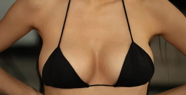 Kvinnors Kropp Modell Plastikkirurgi Kvinnliga Bröst Kvinnors Kroppsform Bröstbröst Kvinna — Stockfoto